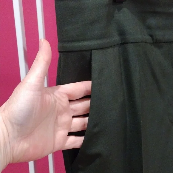 COS women's wool tailored dark green straight leg pants. GUC with one flaw. Size - Picture 6 of 10